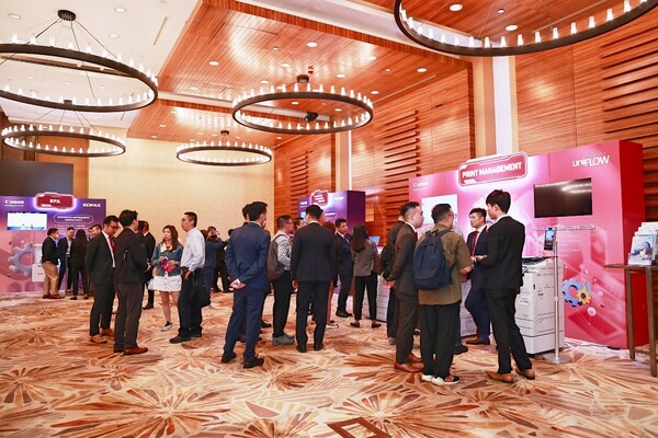 5. Canon Hong Kong professional consultants introduced various latest business solutions with AI technology, empowering enterprises to expand their business opportunities for growth and efficiency.