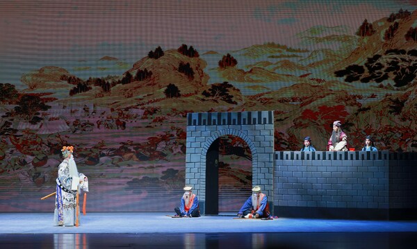 Photo shows that Peking Opera 