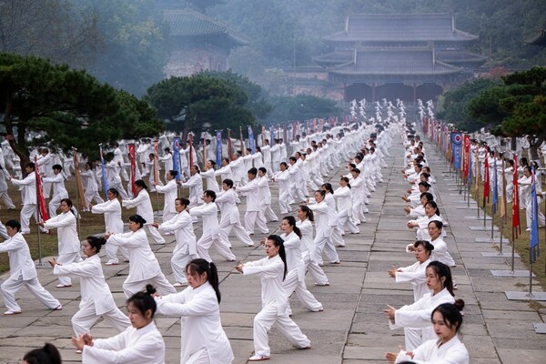 Opening Ceremony of the World Wudang Tai Chi Conference