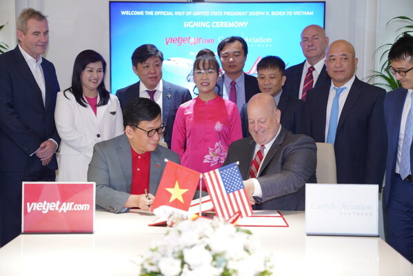 Vietjet and Carlyle Aviation Partners sign a MoU for aircraft funding worth US$550 million during the official visit of the United States President Joe Biden to Vietnam.