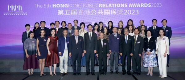 The 5th Hong Kong Public Relations Awards 2023 Awards Presentation Ceremony was kicked off by officiating guest Mr Michael WONG Wai-lun, Deputy Financial Secretary, the Government of the HKSAR, Professor Jasper TSANG, the Organising Committee and the Judging Panel.