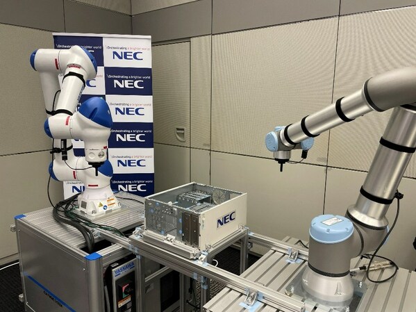 หุ่นยนต์หลายประเภทที่ถูกใช้ในงานอุตสาหกรรม