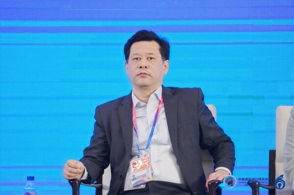美利肯 (Milliken) 亚太区总裁赵晓东博士在《能源低碳创新发展国际合作高峰论坛》的圆桌讨论中发言