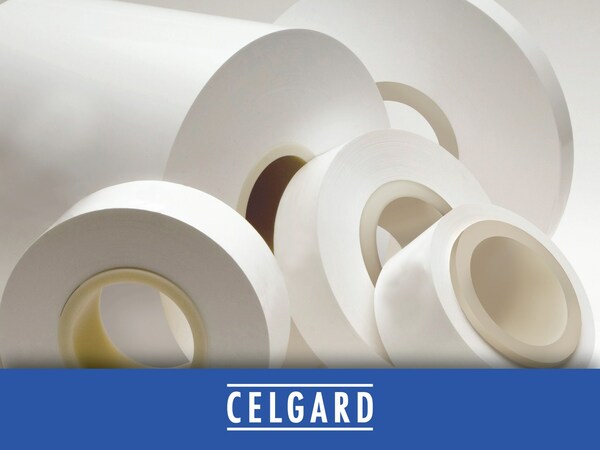 Celgard® 干法涂层和无涂层微孔膜用作各类锂离子电池隔膜，在电动汽车 (EDV)、储能系统 (ESS) 和其他专业领域应用广泛。