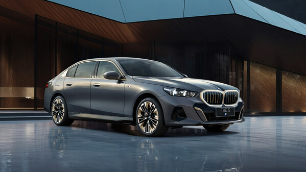 全新BMW 5系长轴距版全球首发