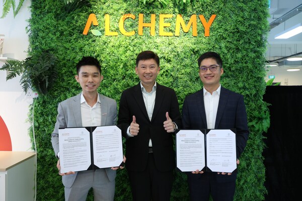 [From left to right: Ms. Verleen Goh, Mr. Alan Phua, Minister Chee Hong Tat, Mr. Michael Chen, Mr. Jimmy Wei]. This MOU and investment, valued at over $8million SGD marks a significant partnership for Alchemy Foodtech and Ting Li, consisting of 14 key areas of collaboration.