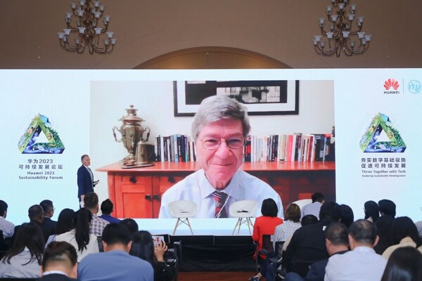 Jeffrey Sachs delivering a keynote speech at Huawei 2023 Sustainability Forum