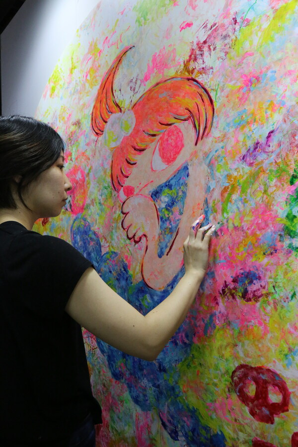 Ayako Rokkaku live painting at ComplexCon, Los Angeles, 2018