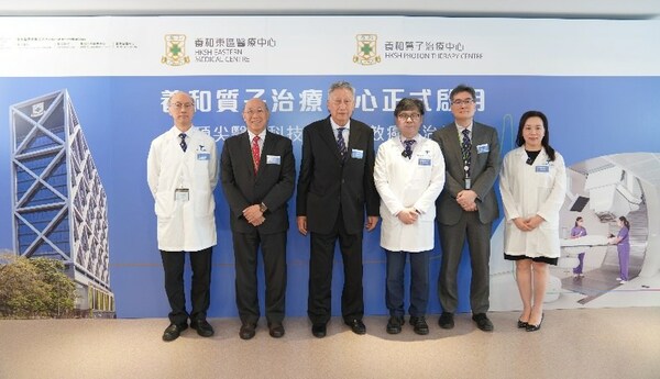 (From left to right) Dr LAW Chun-key, Honorary Consultant in Clinical Oncology and Specialist in Clinical Oncology of Hong Kong Sanatorium & Hospital; Professor CHAN Chi-fung, Godfrey, Honorary Consultant in Paediatrics and Specialist in Paediatric Haematology & Oncology of Hong Kong Sanatorium & Hospital; Mr Wyman LI, Chief Operating Officer of HKSH Medical Group and Director of Hong Kong Sanatorium & Hospital; Dr KAM Koon-ming, Michael, Honorary Consultant in Clinical Oncology and Specialist in Clinical Oncology of Hong Kong Sanatorium & Hospital; Dr Ben YU, Head of Medical Physics Department at HKSH Medical Group; and Dr CHANG Tien-yee, Amy, Honorary Consultant in Clinical Oncology and Specialist in Clinical Oncology of Hong Kong Sanatorium & Hospital, shared the development of proton therapy and its clinical application.