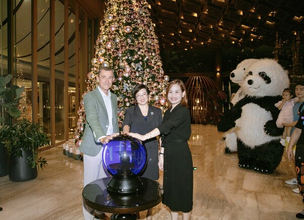 三亚山海天JW万豪酒店2023年圣诞亮灯仪式 ---- 开启缤纷圣诞季