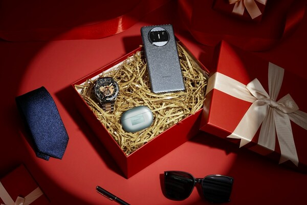 A Holiday Gift Guide Featuring the Latest Lifestyle Tech Trends with Huawei's latest Products