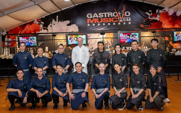 'MGM Chef Nic Gastronomusic Fest' Chef's Group Photo