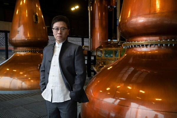 叠川麦芽威士忌酒厂首席酿酒师杨涛博士