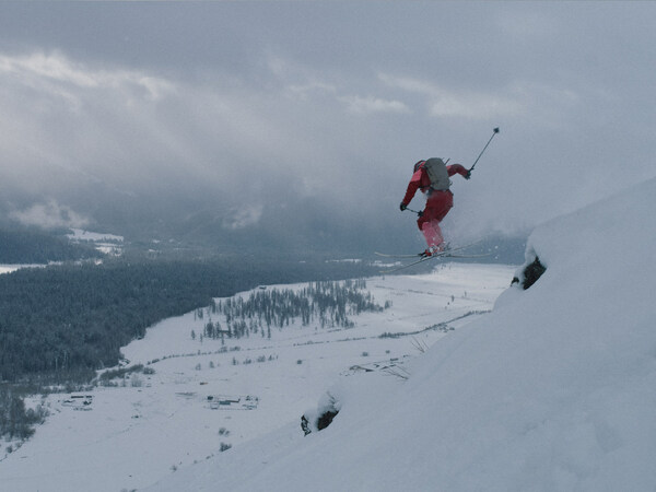 2023始祖鸟雪季纪录片《山雪之道》于12月21日正式发布