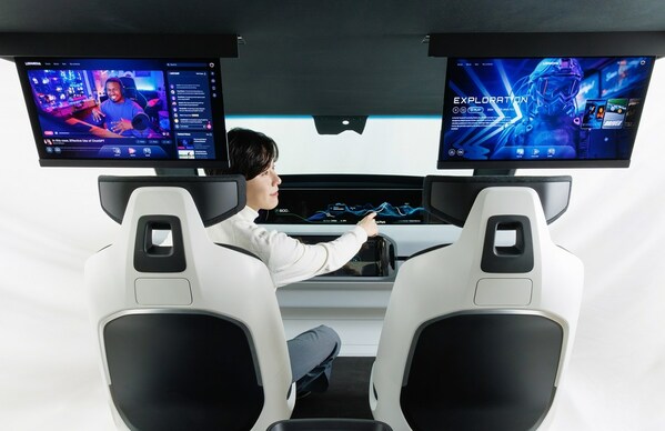 LG Display Unveils Automotive Display Solutions Optimized for SDVs at CES 2024