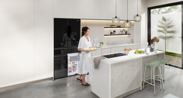 Panasonic's new large capacity models under its PRIME+ Edition Premium Refrigerator series combine thoughtful usability and elegance that seamlessly blends into one’s home