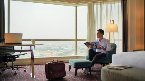 business and leisure stay experience with stay in the moment room package at JW Marriott Surabaya