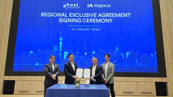Left: Imaizumi Fumitoshi, CEO of EXEO Global, Chong Min, COO of dhost Global Inc (Branch Office), Dr John Chan, CEO of Mapxus Technology and Mr Ocean Ng, COO of Mapxus Technology