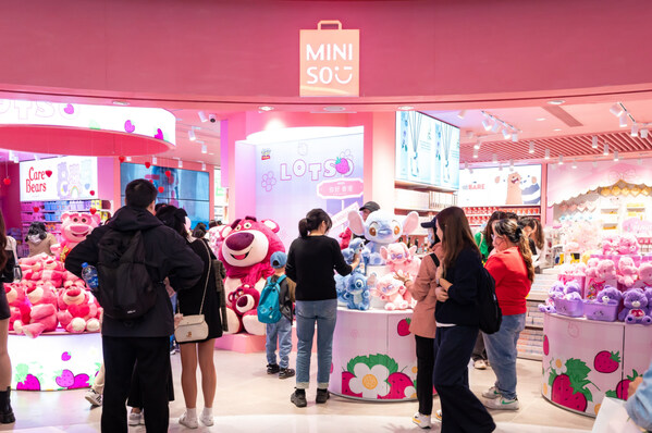 MINISO's Newest Flagship Store in Hong Kong Redefines Retail with Pink-Themed Extravaganza