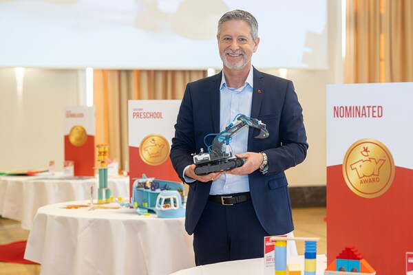 At the start of the Spielwarenmesse on Tuesday (January 30) Christian Ulrich, Spokesperson of the Executive Board at Spielwarenmesse eG, presents the nominees for the ToyAward.