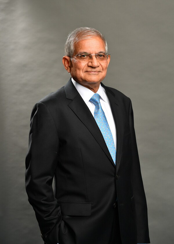 Dr Kishore Rajvanshy, Managing Director of Fleet Management Limited