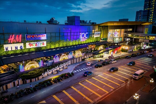 Memperkasakan Hubungan Komuniti: IPC Shopping Centre Menyediakan Lebih Banyak Kedai Menarik