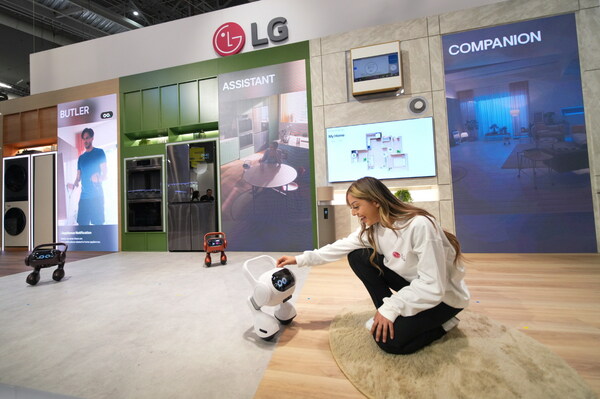 Highlighting LG Electronics’s ‘Zero Labor Home’ vision, the Zero Labor Home zone centers on LG’s ThinQ UP 2.0-compatible appliances and the groundbreaking LG Smart Home AI Agent, using cutting-edge robotic and multi-modal technologies that enable it to move, learn and comprehend in order to help free people from the burden of household chores.