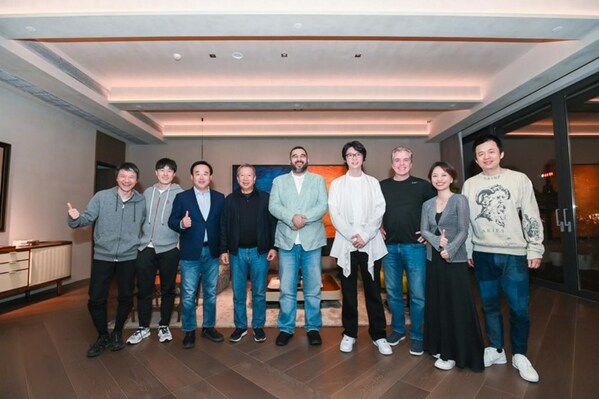 Meeting with CEOs of Shanghai’s gaming industry including Chen Rui, Liu Wei, Wang Xinwen and Yuan Jing at INS