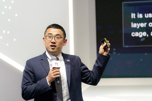 Zhang Hao, Director of Optical Fiber Sensing for Enterprise Optical Network, Huawei