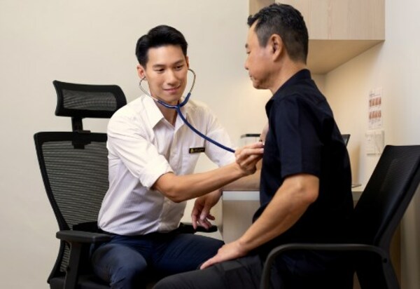 Resident Doctor at Fullerton Health Hub at Hougang Green Dr Hee Li Heng