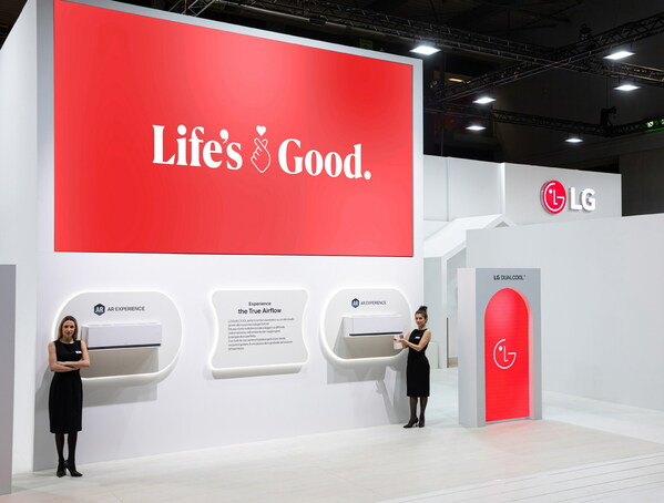 LG Electronics showcases latest innovative HVAC solutions at MCE 2024. The new DUALCOOL residential air conditioner model integrates a dual outlet structure that delivers fast, optimized temperature control and gentle, indirect airflow. (PRNewsfoto/LG Electronics, Inc.)