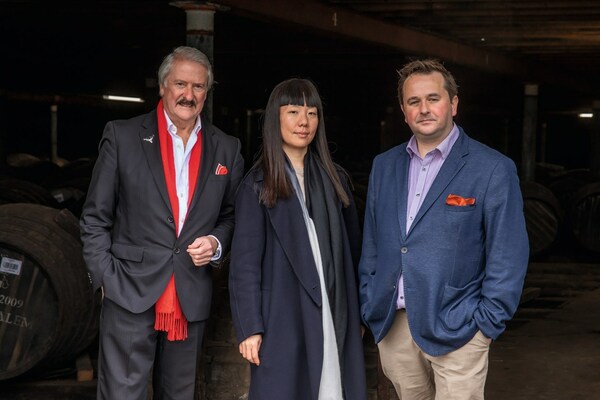 L2R: The Dalmore’s Richard Paterson OBE, Zaha Hadid Architects Melodie Leung, and The Dalmore’s Master Whisky Maker Gregg Glass at The Dalmore Distillery