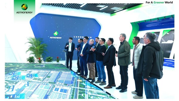 A delegation of Masdar, the Dubai Electricity and Water Authority (DEWA), and India's largest EPC company Larsen & Toubro (L&T) visits Astronergy global headquarters in Haining, Zhejiang Province, China.