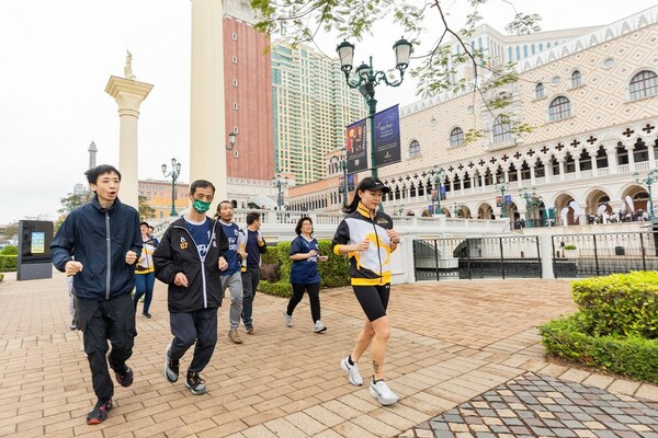 Sands Cares Ambassadors facilitate warm-up sessions at The Venetian Macao lagoon on March 10 for members of Macau Special Olympics and Richmond Fellowship of Macau.
