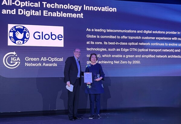 Yoly Crisanto, Globe Group Chief Sustainability and Corporate Communications Officer, receives the All-Optical Technology Innovation and Digital Enablement award from IDATE at the Green All-Optical Network Forum 2024 on February 26 in Barcelona, Spain.