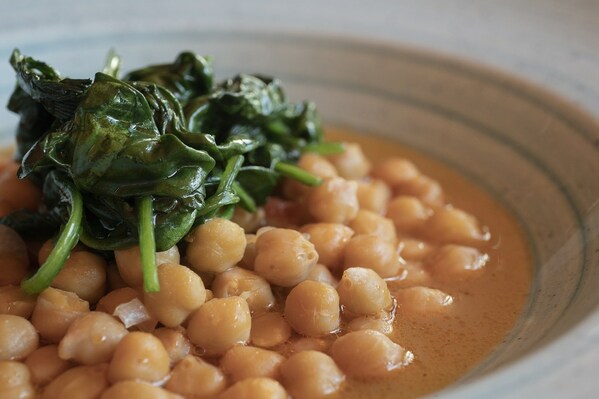 Chickpeas and spinach