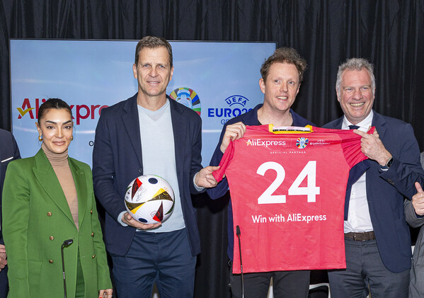 (From left to right) Valentina Maceri, event host; Oliver Bierhoff, Football Legend & Entrepreneur Global Sports Business; Gary Topp, European Commercial Director, AliExpress; Guy-Laurent Epstein, Marketing Director, UEFA celebrate the partnership AliExpress x UEFA EURO 2024™