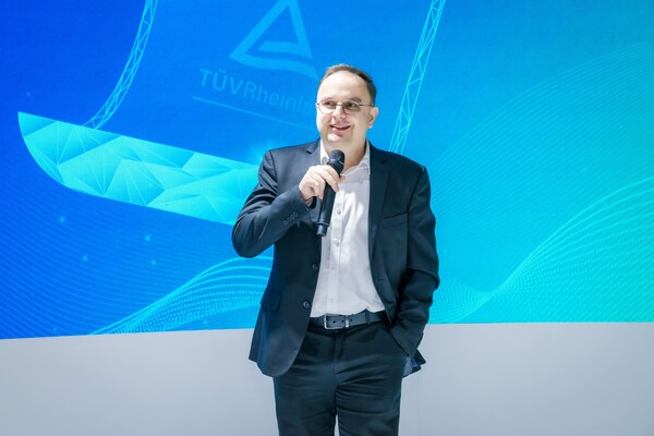 TÜV莱茵电子电气产品服务全球副总裁郝福来(Frank Holzmann)