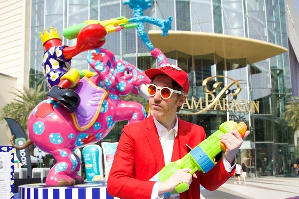 Siam Paragon and renowned pop artist Philip Colbert celebrate Thai New Year with vibrant 'Songkran Lobster Wonderland'