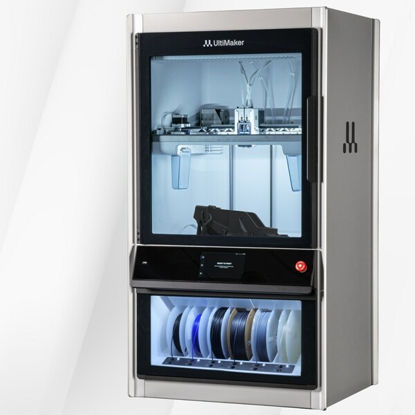 UltiMaker 推出工業級 3D 打印新標準 Factor 4