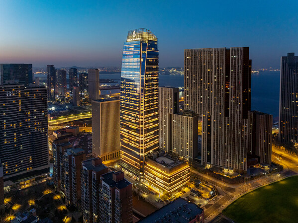 东北首家四季酒店在大连开业；丝芙兰、安联世合中国高层变动