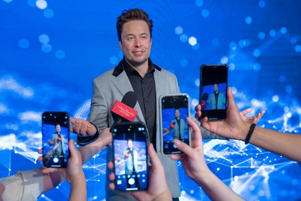 World's First Wax Figure of Elon Musk Unveiled in Hong Kong Partnered with Peak Tram to Present 