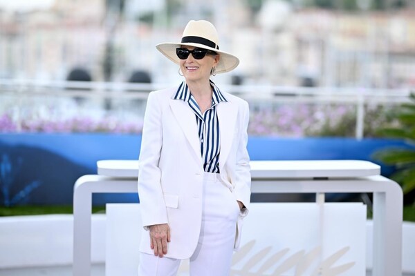Meryl Streep Stuns in LILYSILK Attire at Cannes 2024 Photo Call