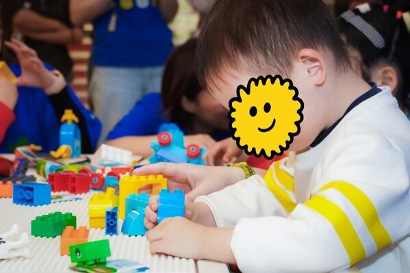 “乐在益起”公益项目帮助残障儿童在玩乐中学习和发展