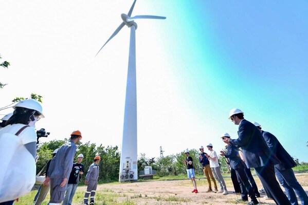 A Two-Way Journey Across Twenty Thousand Miles:China Energy Investment Corporation's Guohua Energy Investment Hosted the International Open Day Event of the 