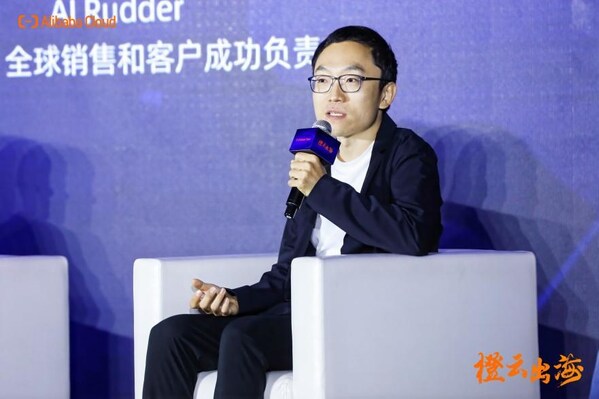 Jia Xudong, partner of Fintopia, emphasized the importance of three dimensions for financial technology to go global