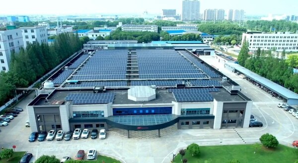 江苏省常州工厂的太阳能屋顶