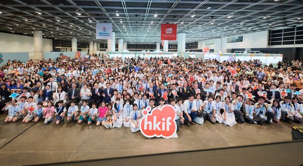 As a signature innovation and technology event, the two-day Hong Kong Science Fair attracted over 30,000 visitors, promoting an I&T culture within the community.