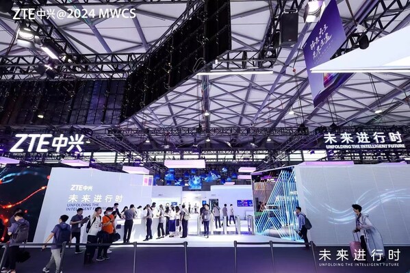 ZTE highlights building solid foundations with full-stack intelligent computing solution at MWC Shanghai 2024 (PRNewsfoto/ZTE Corporation)