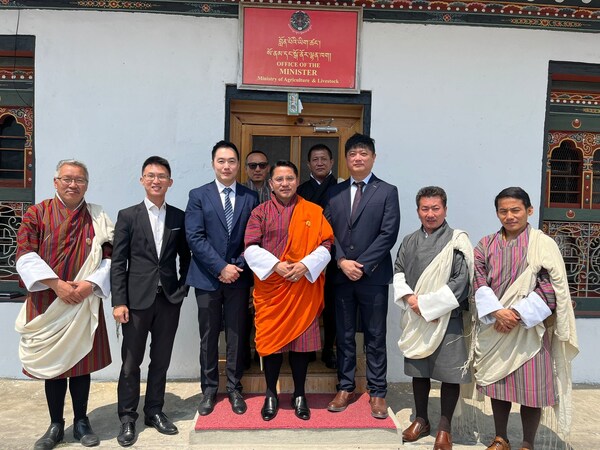 The GrowHub CEO Lester Chan met with the Minister of Agriculture in Bhutan to discuss collaborations in sustainable farming and food security.